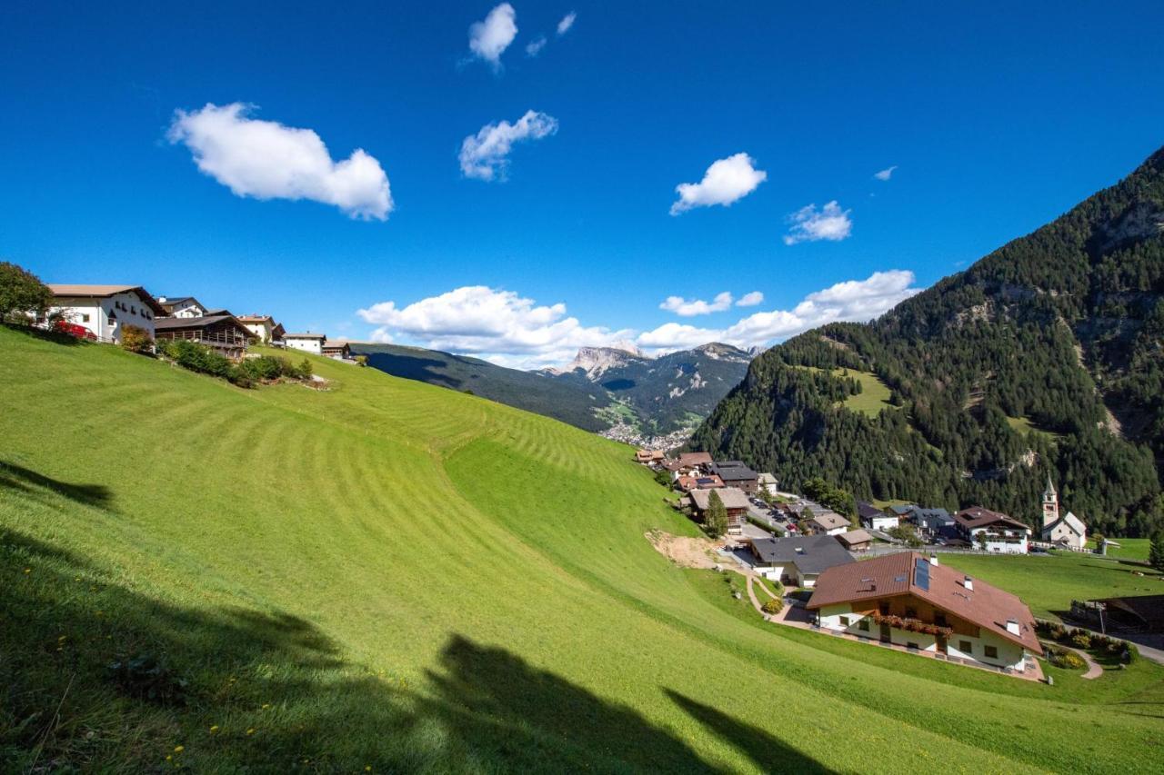 Agriturismo Apartments Tuene Ortisei Zewnętrze zdjęcie