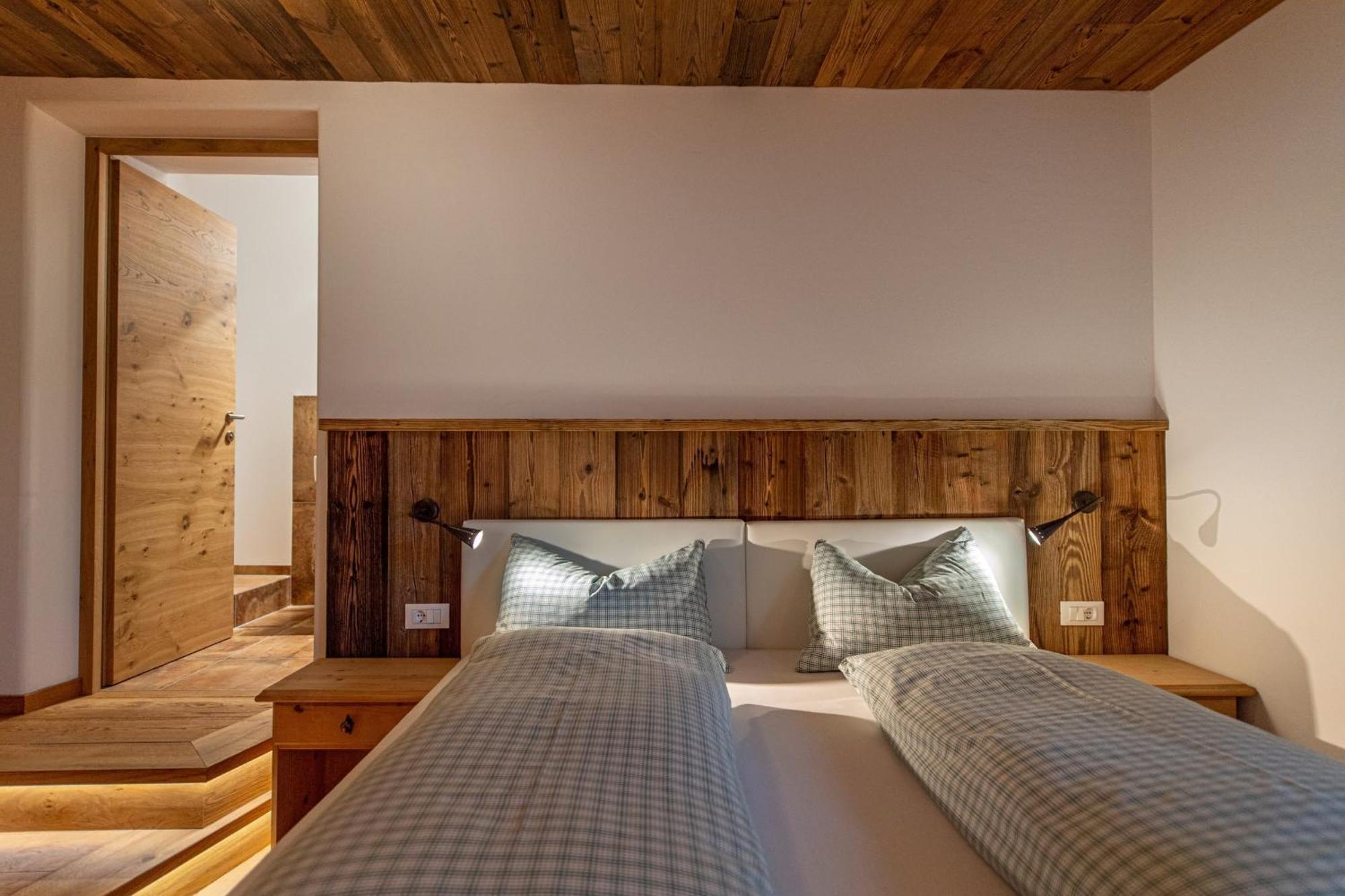 Agriturismo Apartments Tuene Ortisei Zewnętrze zdjęcie