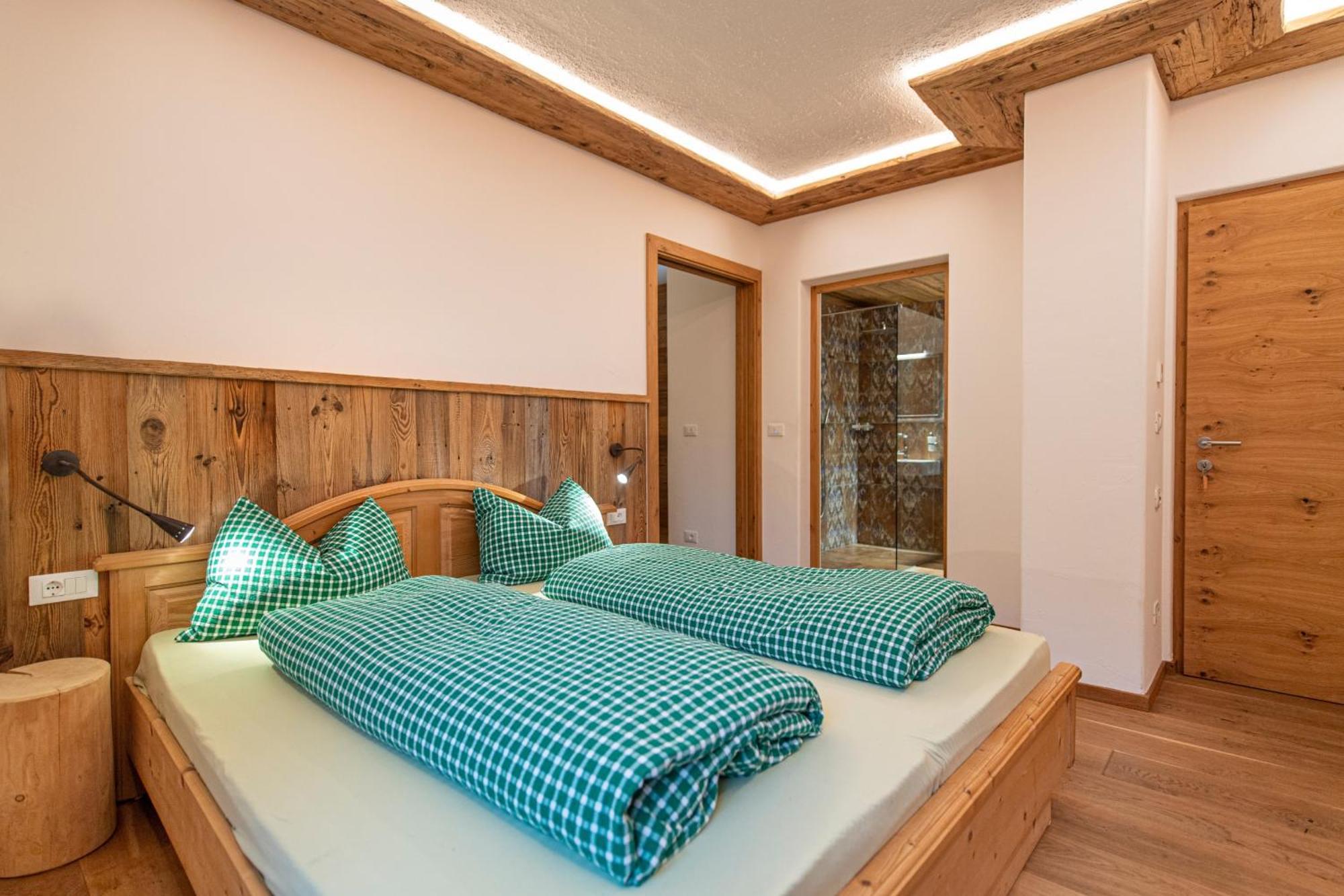 Agriturismo Apartments Tuene Ortisei Zewnętrze zdjęcie