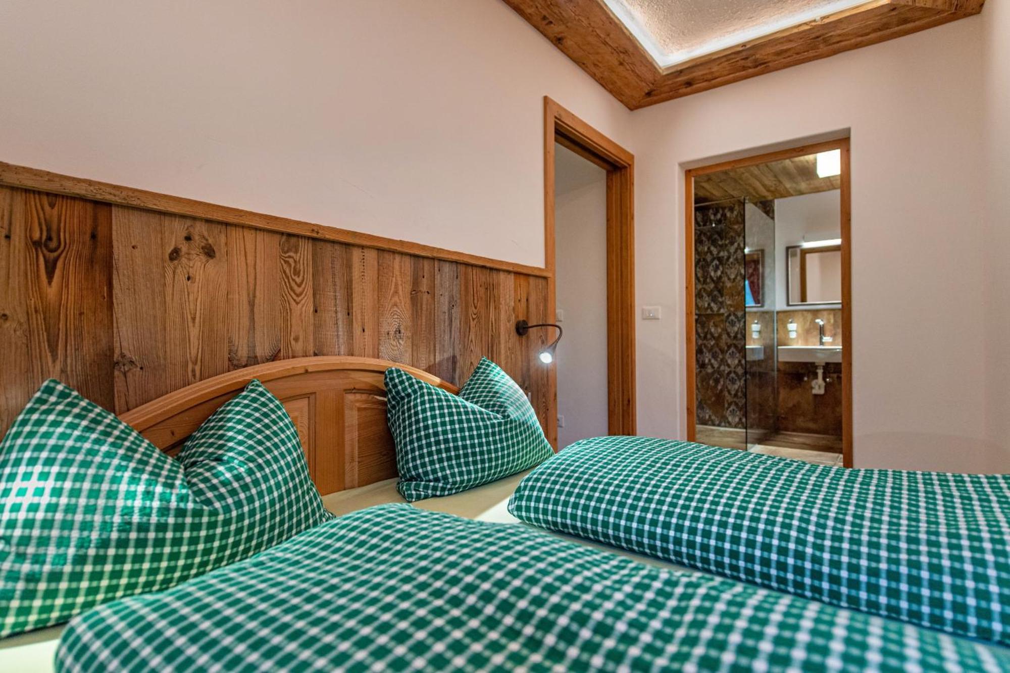 Agriturismo Apartments Tuene Ortisei Zewnętrze zdjęcie